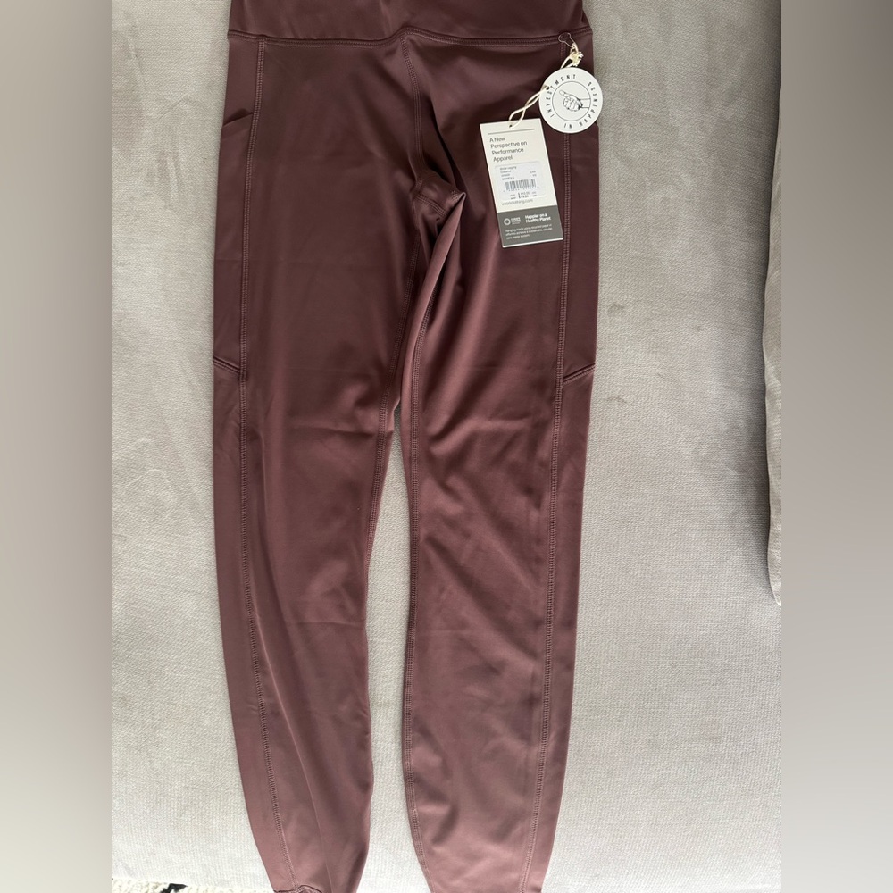Vuori Women's Stride Leggings in Chestnut